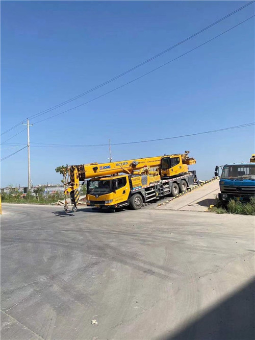 云溪区吊车作业时，可能会产生哪些额外收费项目？